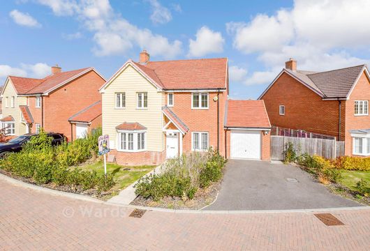 Maddocks Close, Paddock Wood, Tonbridge, Kent - Wards of Kent