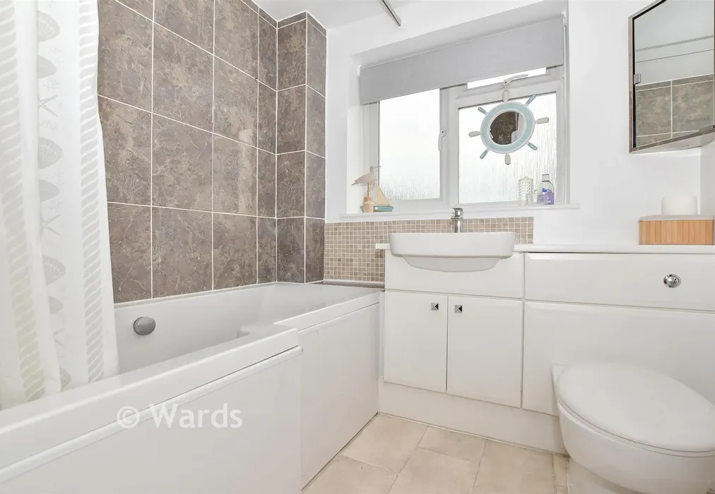 Bathroom - Cobbs Close, Paddock Wood, Tonbridge, Kent - Wards of Kent