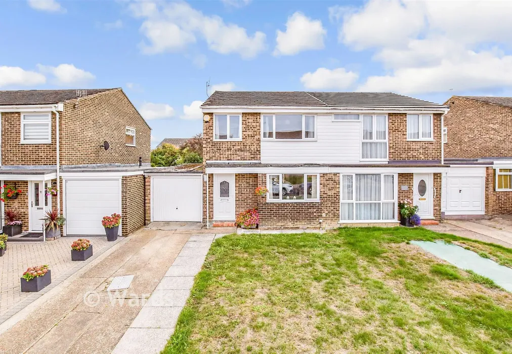 External (Web) - Cobbs Close, Paddock Wood, Tonbridge, Kent - Wards of Kent