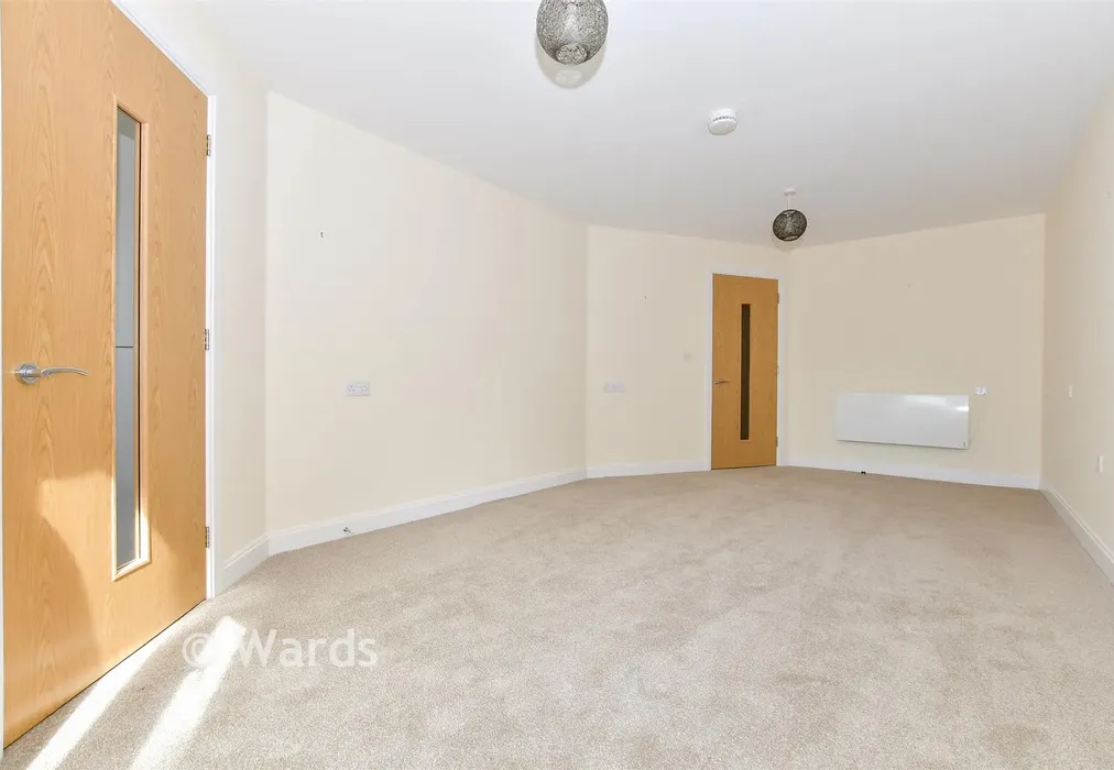 Lounge/ Diner - Charlton Green, DOVER, Kent - Wards of Kent