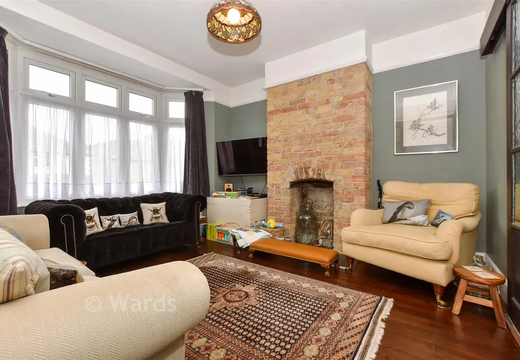 Lounge - Lewisham Road, Dover, Kent - Wards of Kent