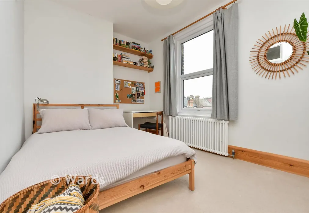 Bedroom - Sweyn Road, Cliftonville, Margate, Kent - Wards of Kent