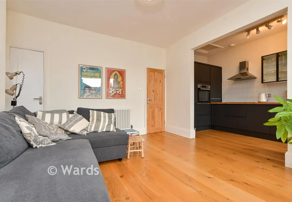 Lounge/Diner - Sweyn Road, Cliftonville, Margate, Kent - Wards of Kent