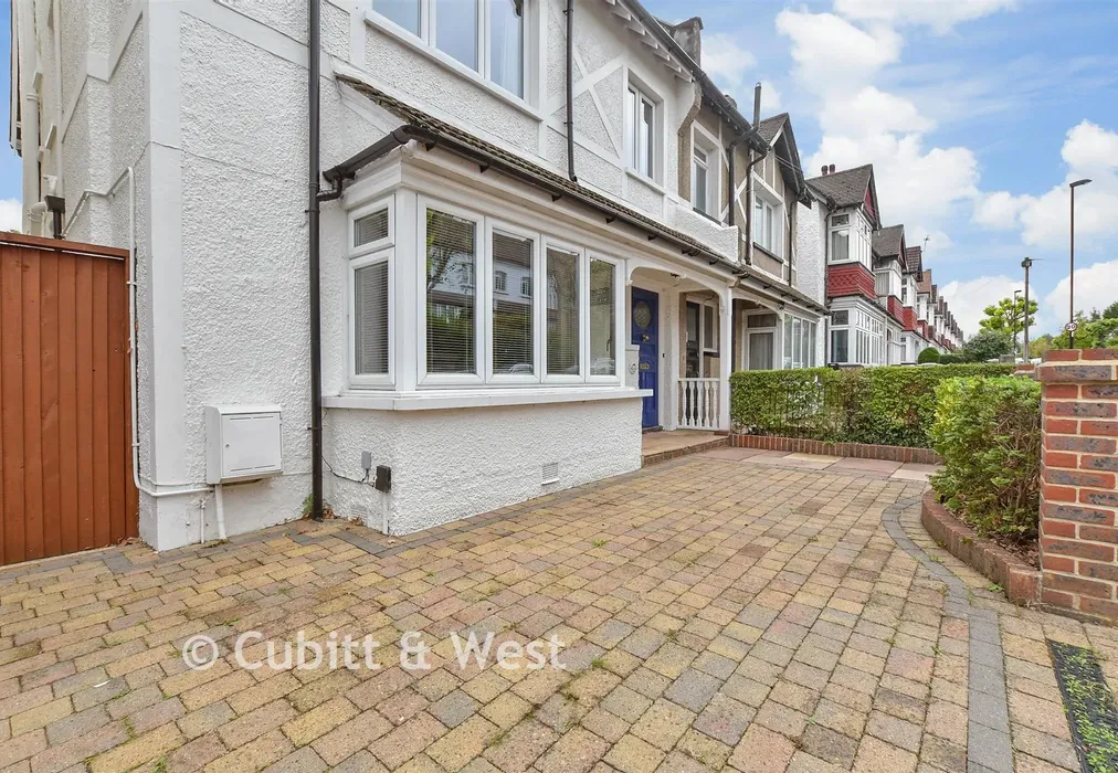 Driveway/Parking - Blenheim Park Road, South Croydon, Surrey - Wards of Kent