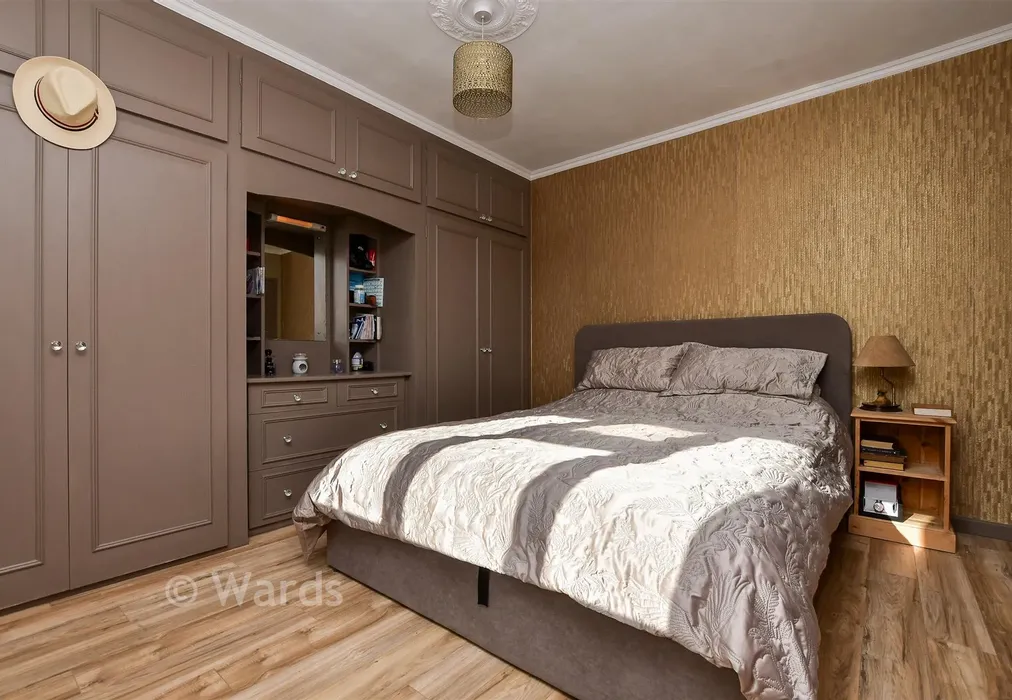 Bedroom 1 - Dumpton Lane, Ramsgate, Kent - Wards of Kent