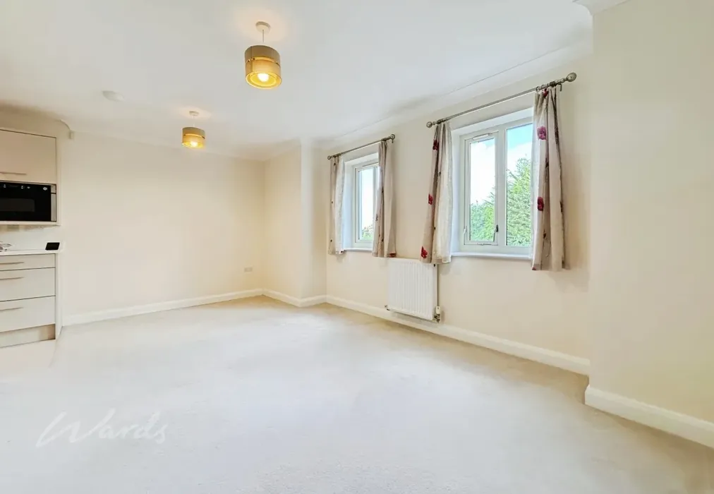 lounge - Maidstone Road Paddock Wood TN12 - Wards of Kent