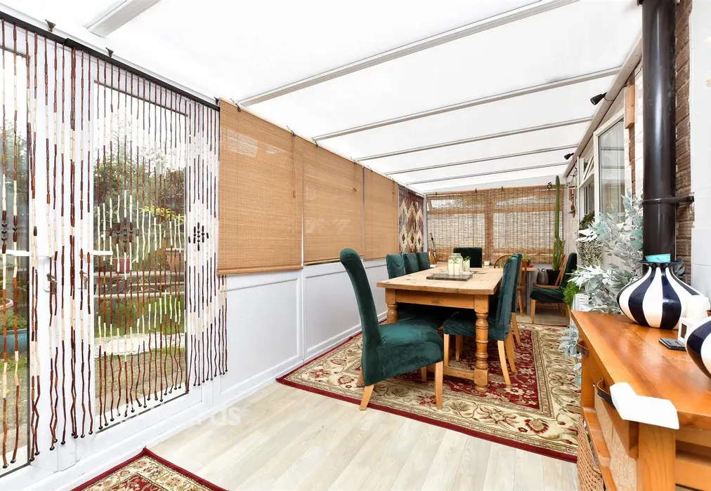 Conservatory - Fostall Road, Faversham, Kent - Wards of Kent