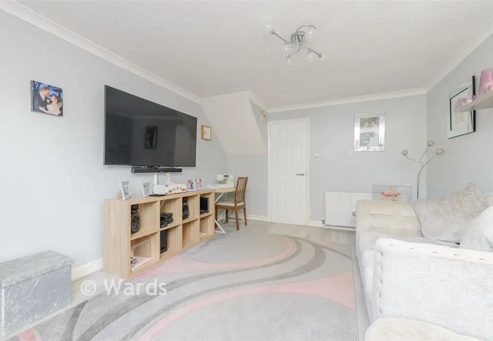 Lounge/Diner - Cobsdene, Singlewell, Kent - Wards of Kent