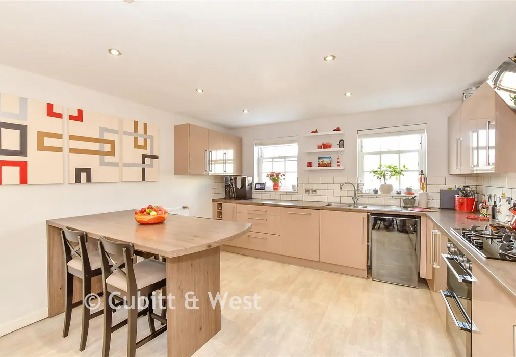 Kitchen/Breakfast Room - Hatchmore Road, Denmead, Waterlooville, Hampshire - Wards of Kent