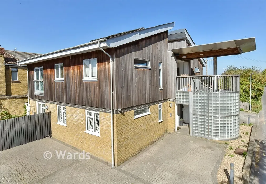 External (Web) 1 - Frognal Lane, Teynham, Sittingbourne, Kent - Wards of Kent
