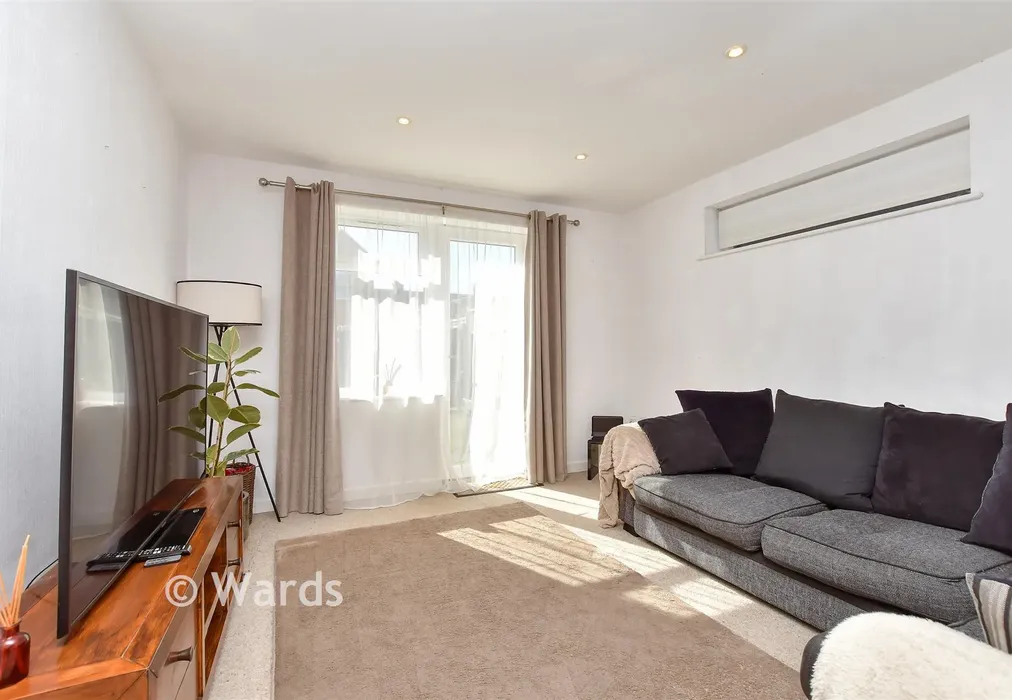 Kitchen/    Living Area  - Frognal Lane, Teynham, Sittingbourne, Kent - Wards of Kent