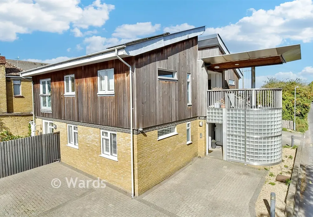 External (Web) 1 - Frognal Lane, Teynham, Sittingbourne, Kent - Wards of Kent
