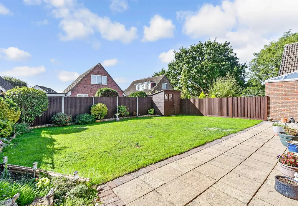 Rear Garden - Freshfield Lane, Saltwood, Hythe, Kent - Wards of Kent