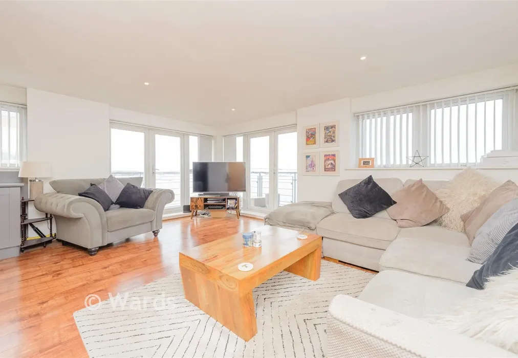 Lounge/Kitchen - Portland Place, Greenhithe, Kent - Wards of Kent