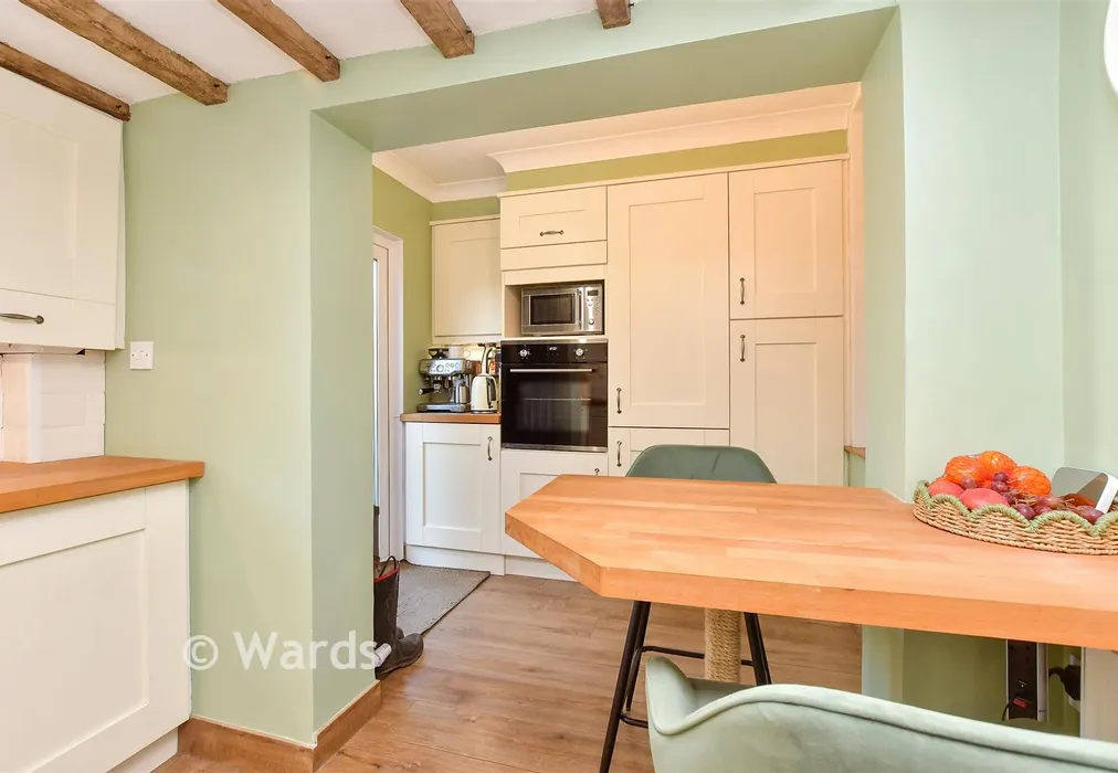 Kitchen/       Breakfast Room - Lynsted Lane, Lynsted, Sittingbourne, Kent - Wards of Kent