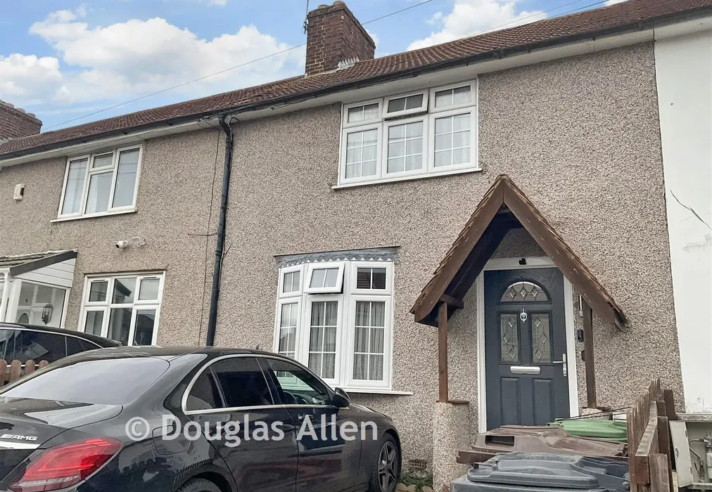 Front - Croppath Road, Dagenham, Essex - Wards of Kent