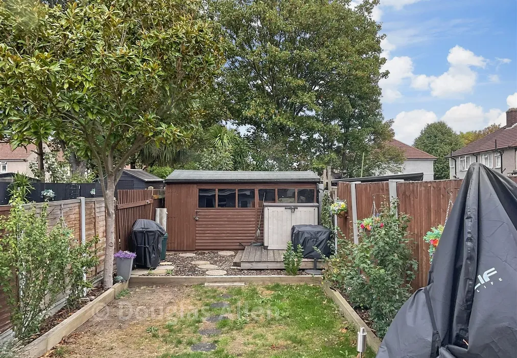 Rear Garden - Croppath Road, Dagenham, Essex - Wards of Kent
