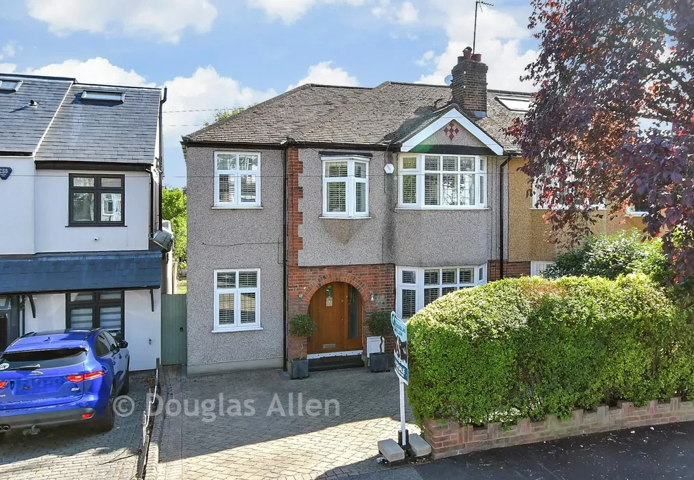 External - Loughton Way, Buckhurst Hill, Essex - Wards of Kent