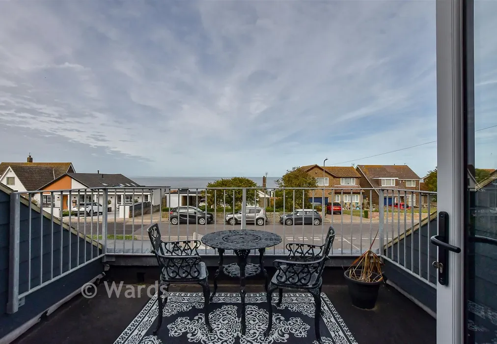 Balcony - Epple Bay Avenue, Birchington, Kent - Wards of Kent