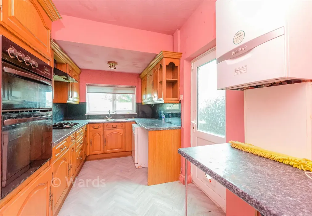 Kitchen - Charter Street, Gillingham, Kent - Wards of Kent