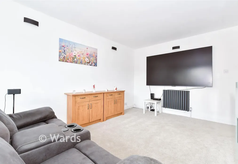 Lounge - Flaxman Drive, Maidstone, Allington, Kent - Wards of Kent