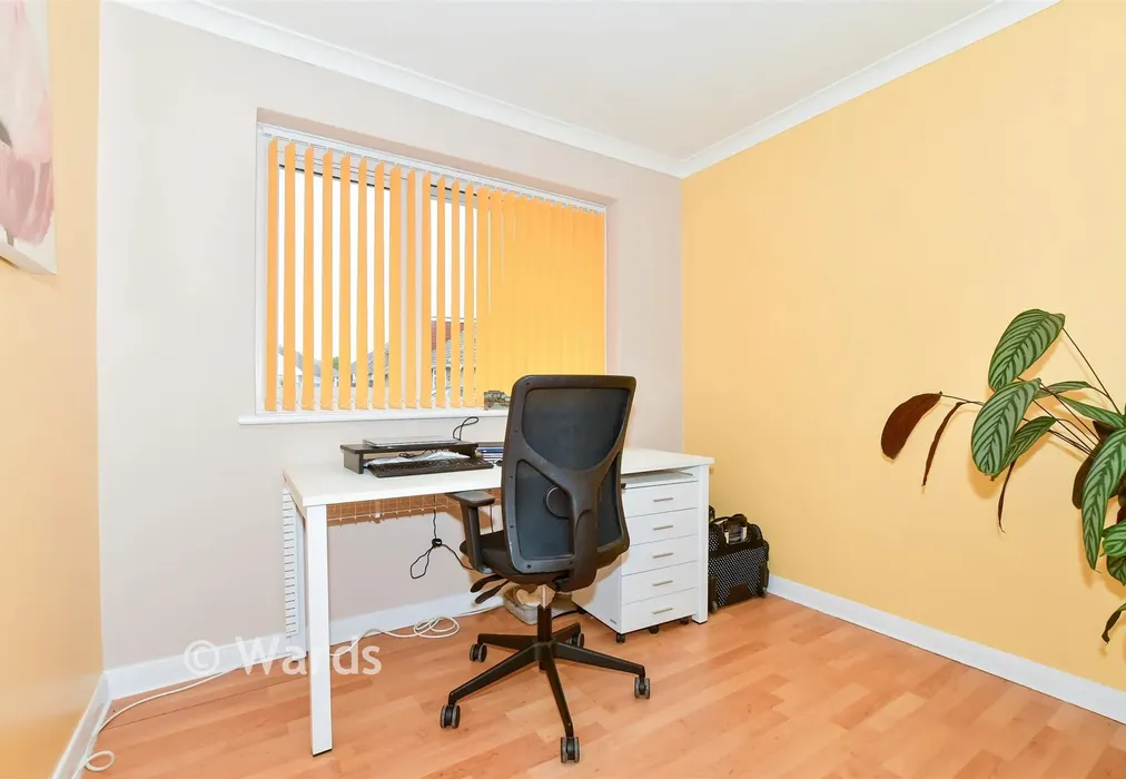 Bedroom 3 - Flaxman Drive, Maidstone, Allington, Kent - Wards of Kent