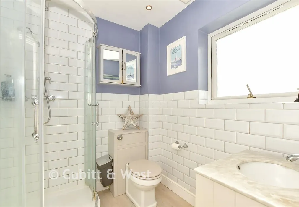 En-Suite Shower Room - Walwyn Close, West Sussex, West Sussex - Wards of Kent