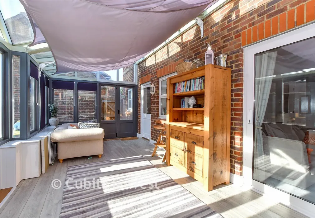 Conservatory - Walwyn Close, West Sussex, West Sussex - Wards of Kent