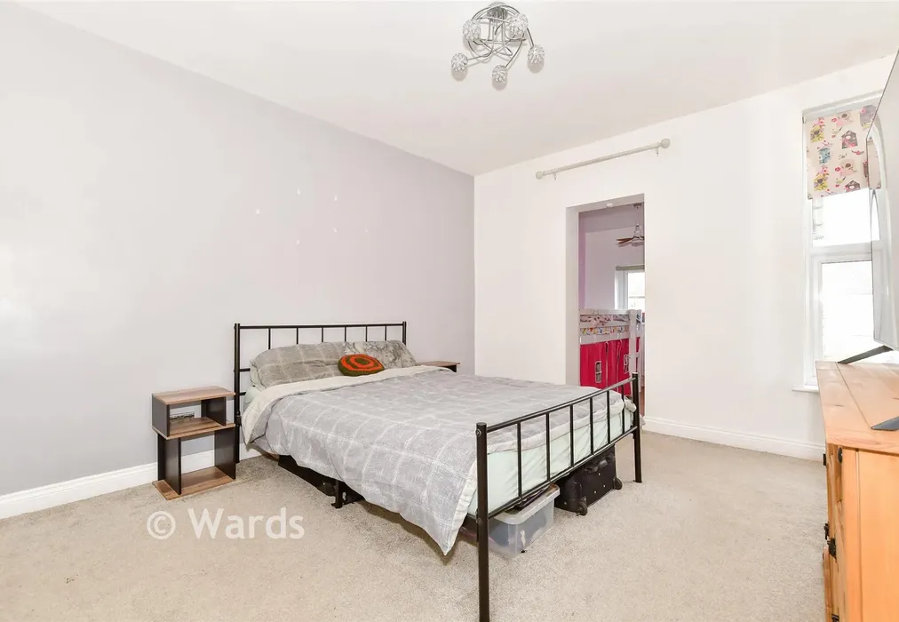 Bedroom 1 - Bramley Road, Snodland, Kent - Wards of Kent