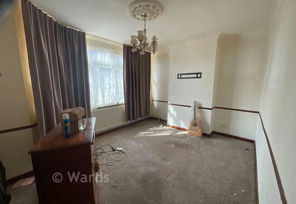 Lounge - Westwood Lane, Welling, Kent - Wards of Kent