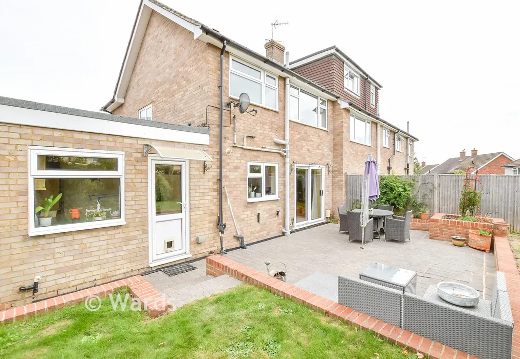 Patio / Decking - Larch Crescent, Tonbridge, Kent - Wards of Kent