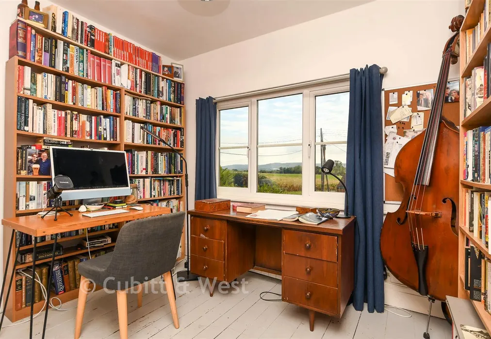 Bedroom 2 - London Road, Pulborough, West Sussex - Wards of Kent