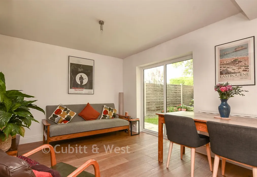 Dining Room - London Road, Pulborough, West Sussex - Wards of Kent