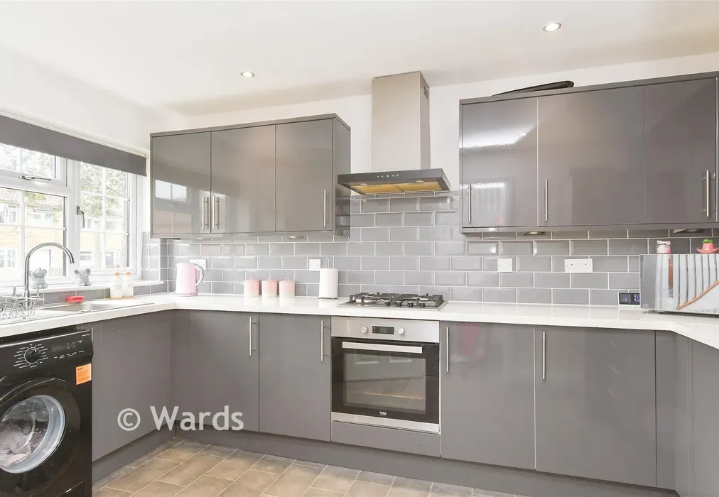 Kitchen - Jasmine Close, Walderslade, Chatham, Kent - Wards of Kent