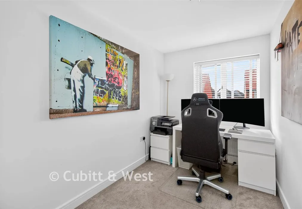 Bedroom 3 - Waxwing Walk, Chichester, West Sussex - Wards of Kent