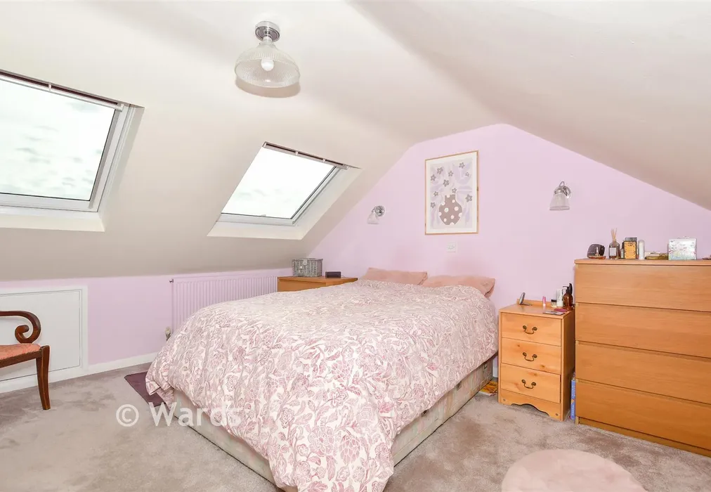 Bedroom 1 - Norton Road, Tunbridge Wells, Kent - Wards of Kent