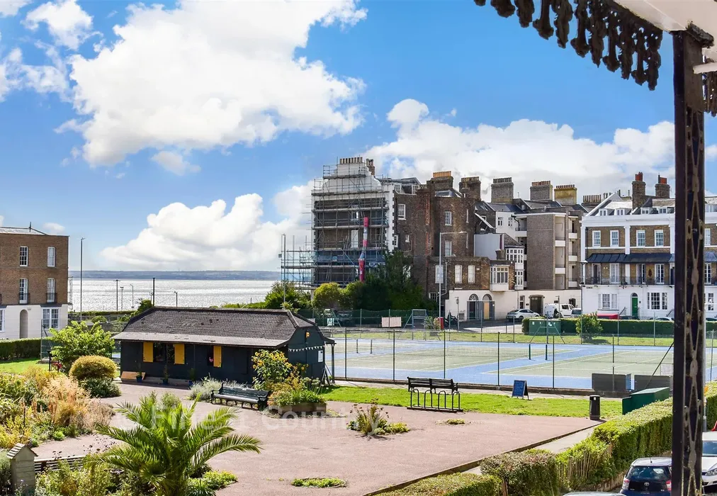 External Lifestyle Photograph - Spencer Square, Ramsgate, Kent - Wards of Kent