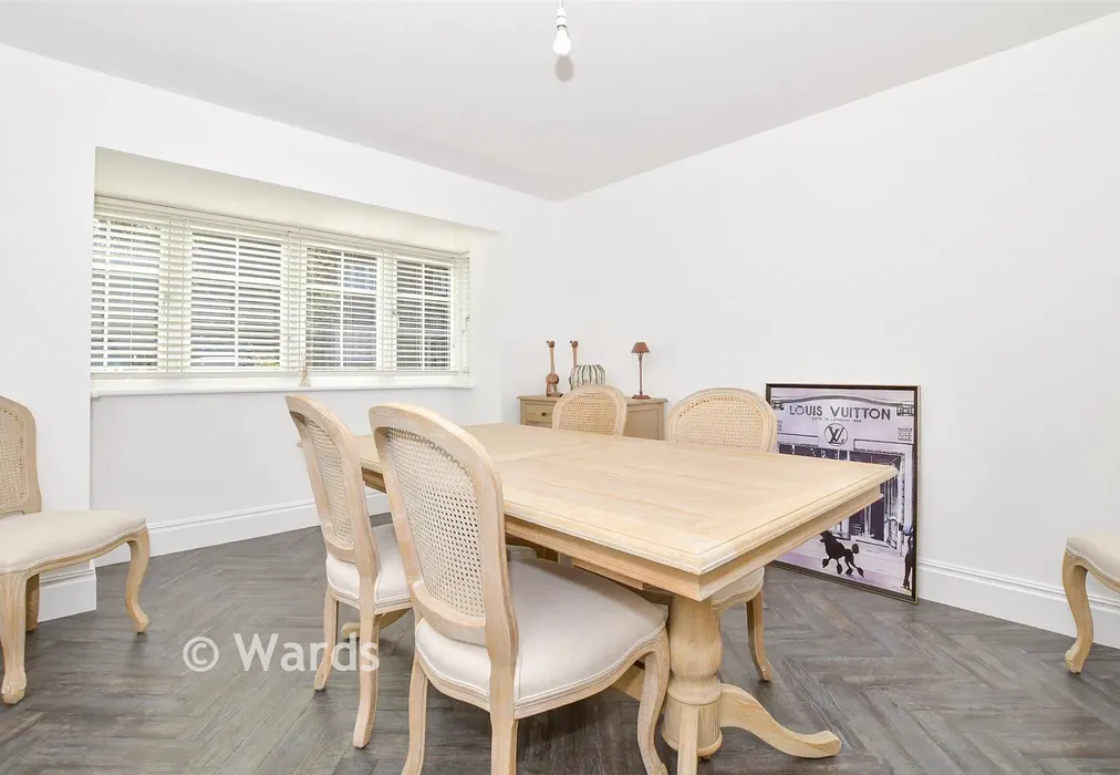Dining Room - Chapel Garden Close, Kings Hill, Kent - Wards of Kent