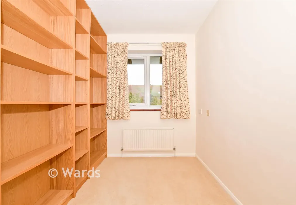 Bedroom 2 - Lyons Crescent, Tonbridge, Kent - Wards of Kent