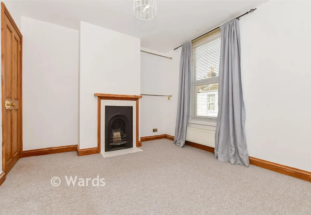 Bedroom 1 - Claremont Gardens, Ramsgate, Kent - Wards of Kent