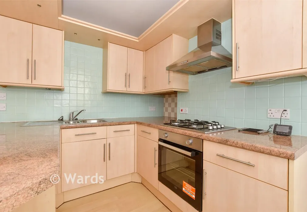 Kitchen - Claremont Gardens, Ramsgate, Kent - Wards of Kent