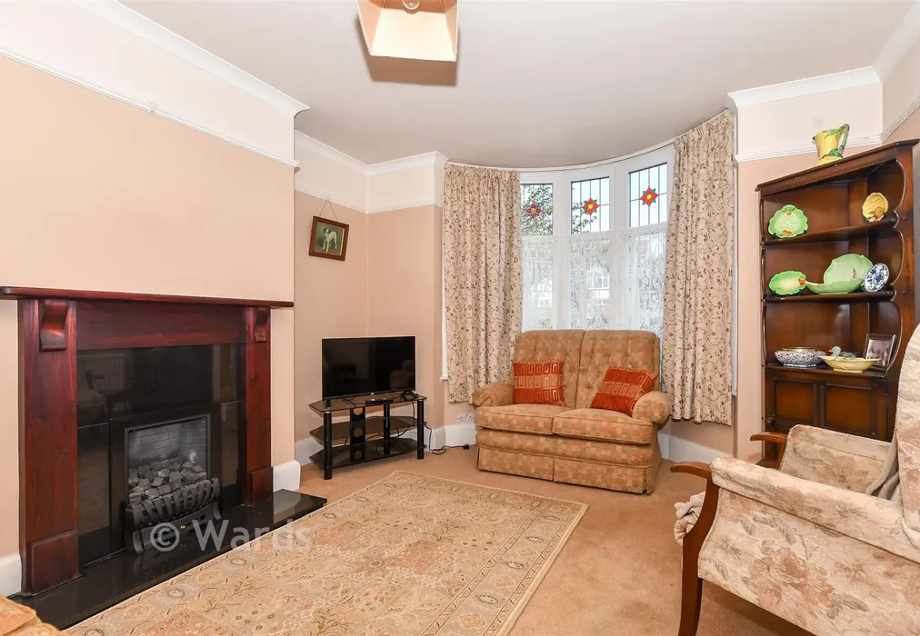 Lounge - Hythe Road, Willesborough, Kent - Wards of Kent