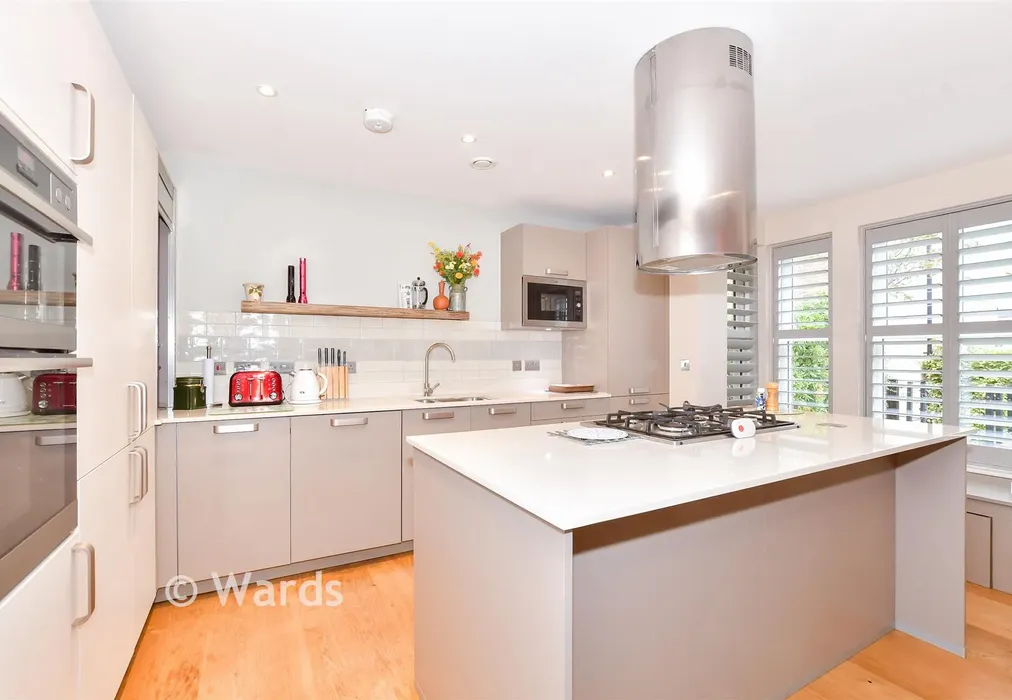 Kitchen/Dining Area - Shoesmith Lane, Kings Hill, West Malling, Kent - Wards of Kent