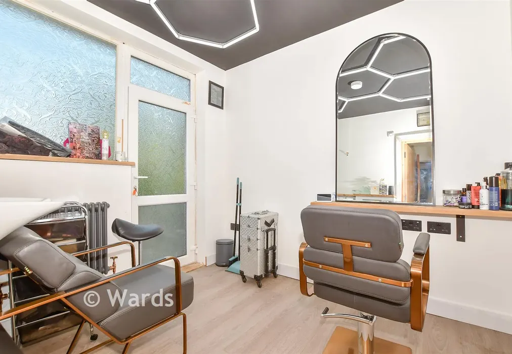 Salon/Home Office - Cripple Street, Maidstone, Kent - Wards of Kent