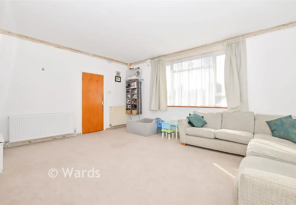 Lounge - Cripple Street, Maidstone, Kent - Wards of Kent