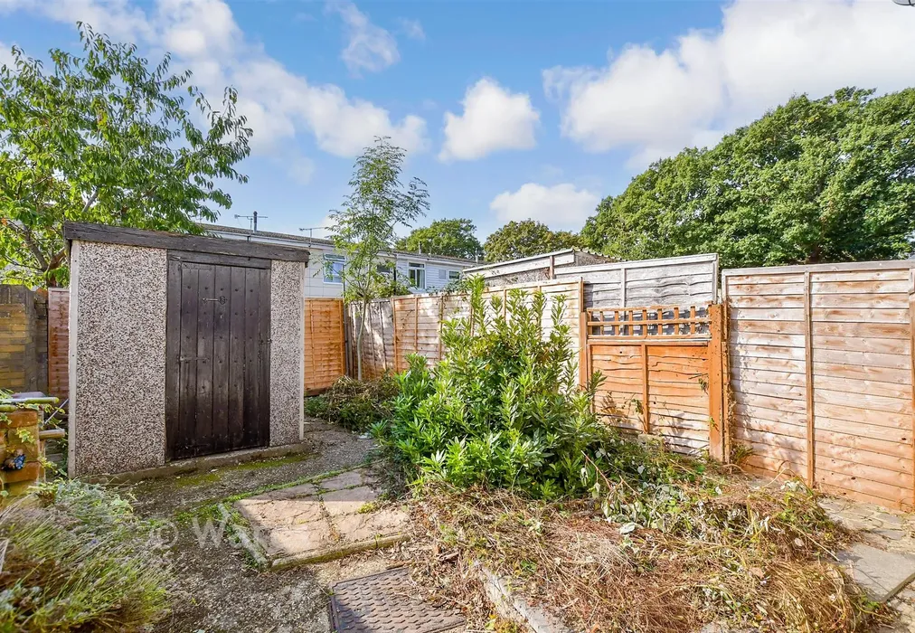 Rear Garden - Bicknor Road, Park Wood, Maidstone, Kent - Wards of Kent