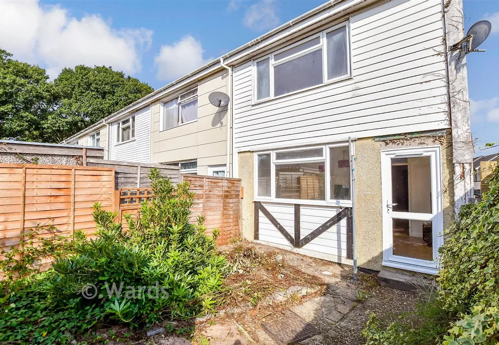 Rear Garden - Bicknor Road, Park Wood, Maidstone, Kent - Wards of Kent
