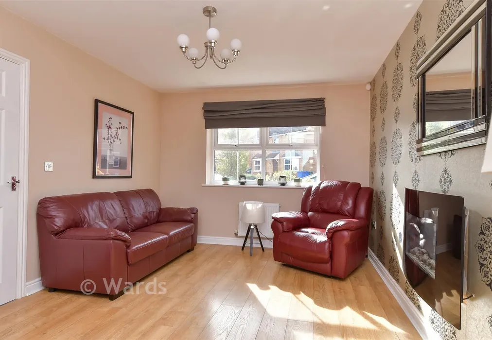 Lounge - Cliffhouse Avenue, Minster On Sea, Sheerness, Kent - Wards of Kent