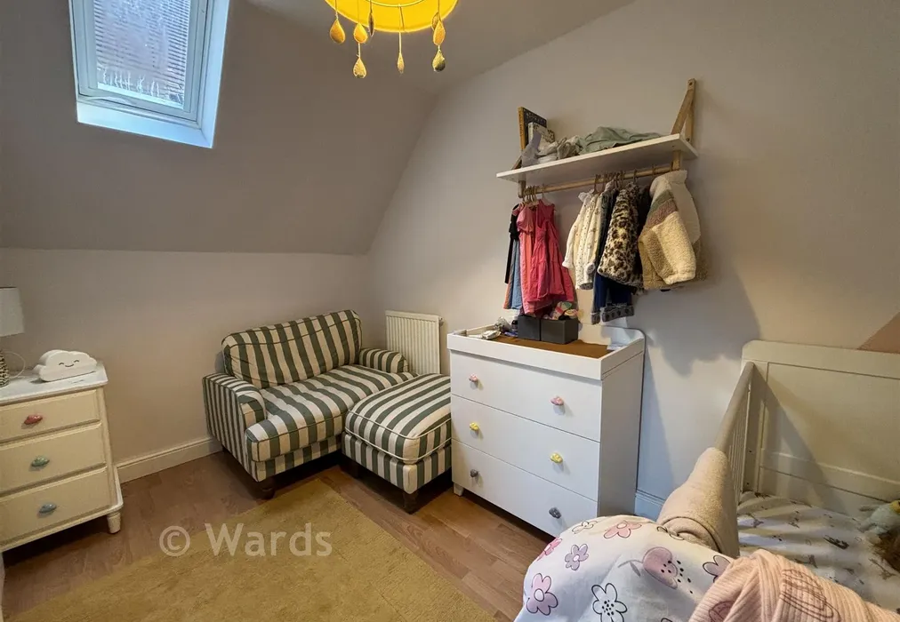 Cloakroom - Canute Road, Faversham, Kent - Wards of Kent