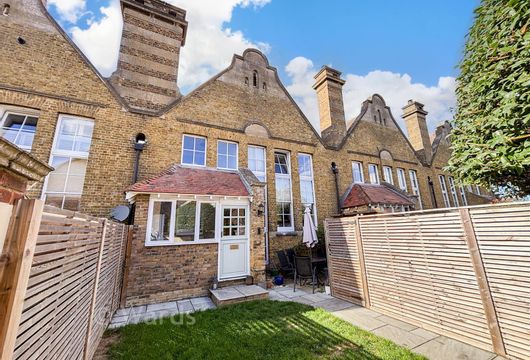 Canute Road, Faversham, Kent - Wards of Kent